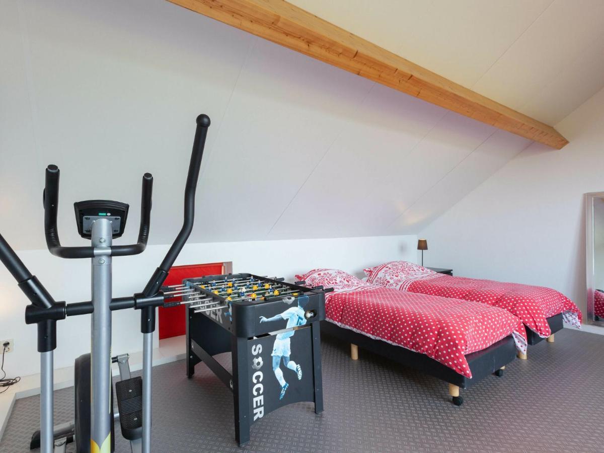 Luxury Holiday Home With Private Terrace * Langweer